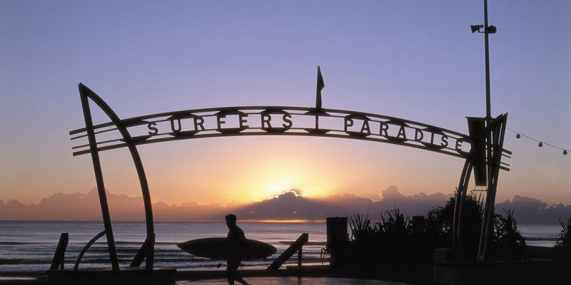 030286Surfers Paradise At the steps down to the beach at dawn